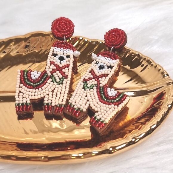 New C & C California Lama Beaded Bling CHRISTMAS EARRINGS - Picture 1 of 7